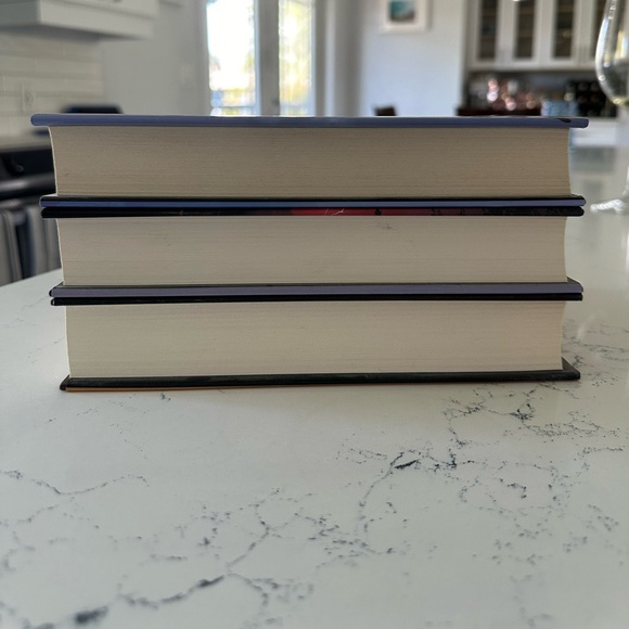 Halo Trilogy by Alexandra Adornetto Hardcover Set of 3 - Picture 3 of 3